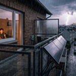 balkon bei gewitter titelbild zum beitrag vom ecoflow stream ultra